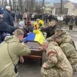 Прощання з Героєм війни: Есманська громада провела Ігоря Давиденка в останню путь