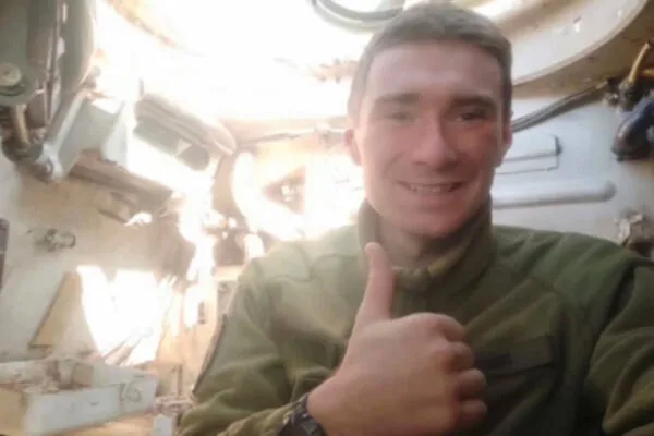 Понад чотири роки в полоні: захисник із Конотопа Тарас Ліщенко повернувся додому