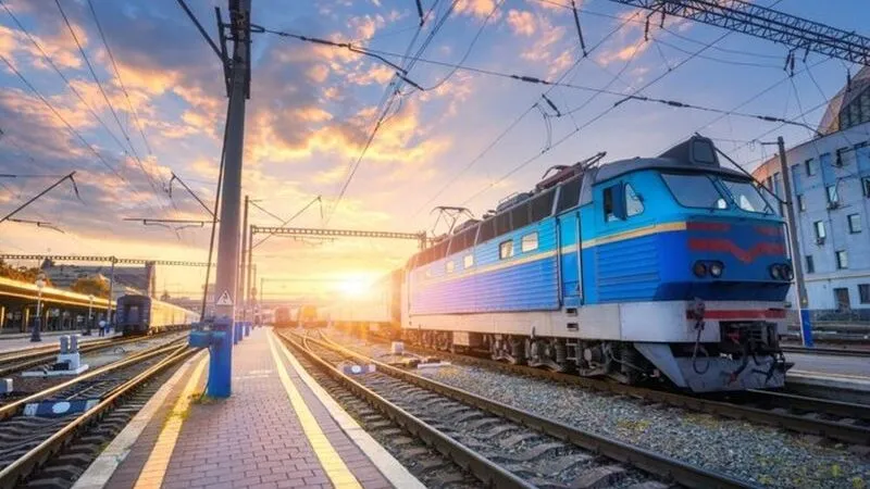 Укрзалізниця змінює рух на Конотопському напрямку: які поїзди не курсуватимуть