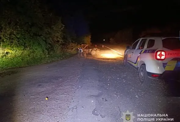 На Конотопщині "Volkswagen" врізався у мотоблок: постраждав 77-річний водій