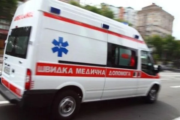 На Сумщині медики прийняли пологи в кареті швидкої допомоги