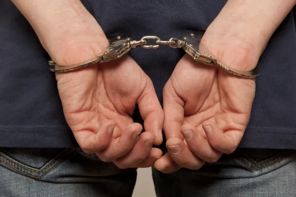 В Сумах повідомили про підозру чоловіку, який убив гостя і намагався закопати тіло