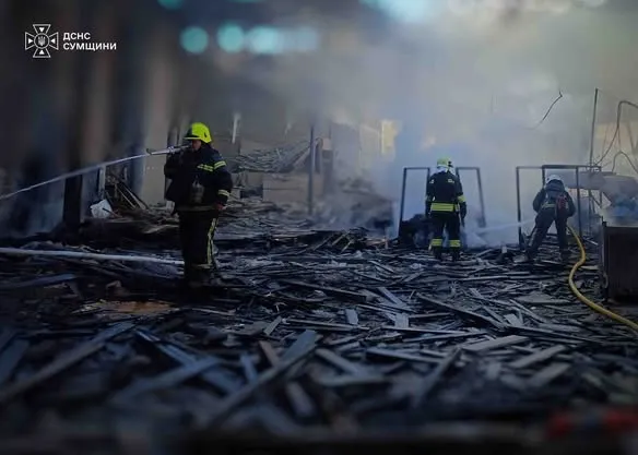 На Шосткинщині ворожий БпЛА атакував підприємство: загинула жінка, поранено 8 осіб